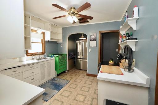 925 Minnesota Avenue SW, Willmar, MN 56201