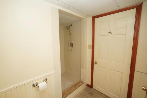 925 Minnesota Avenue SW, Willmar, MN 56201
