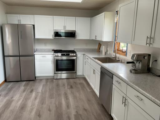 1051 120th Lane NW, Minneapolis, MN 55448