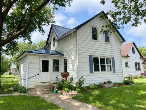 326 N Jefferson Avenue, Springfield, MN 56087