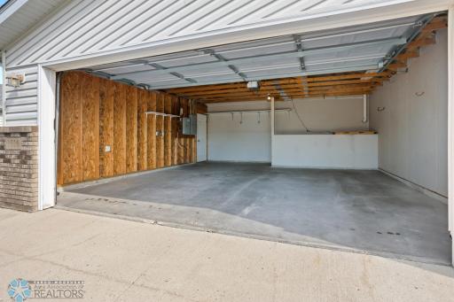 1616 41st Avenue S, Moorhead, MN 56560
