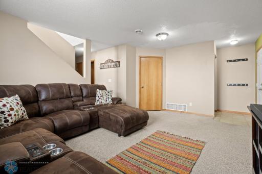 1616 41st Avenue S, Moorhead, MN 56560