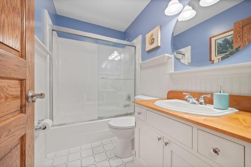 3461 Interlachen Drive NE, Ham Lake, MN 55304