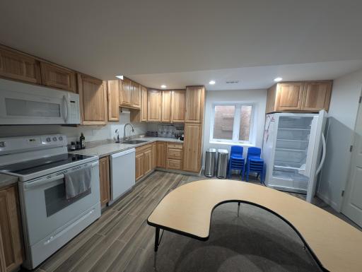 225 Burncrest Court, Burnsville, MN 55337