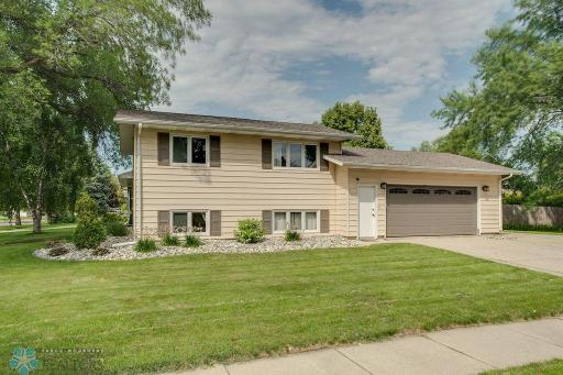 3501 Par Street N, Fargo, ND 58102