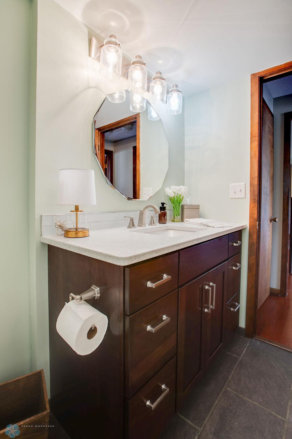 Lower level bath 2
