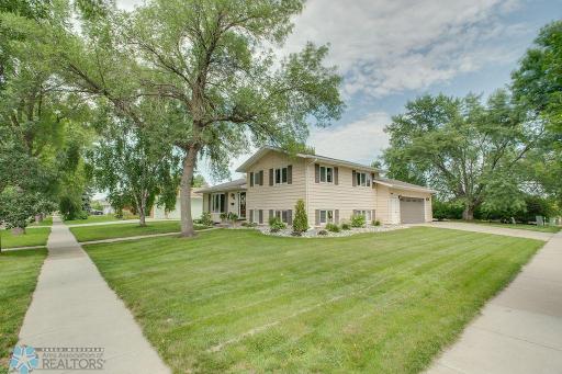 3501 Par Street N, Fargo, ND 58102