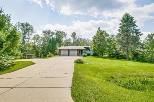 A nature lover's dream! Privacy, wildlife, and nature views, this 4 Bedroom/2 Bath home has it all!