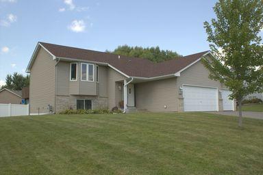 313 Arnica Drive, Watertown, MN 55388