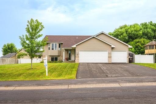 313 Arnica Drive, Watertown, MN 55388