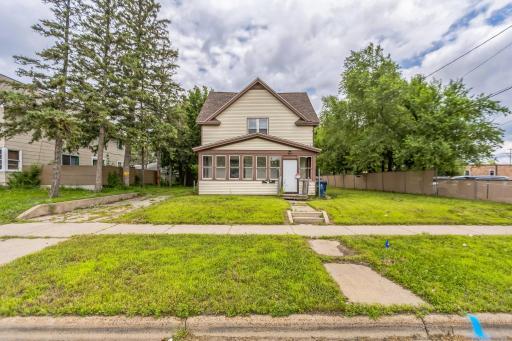 222 11th Avenue N, Saint Cloud, MN 56303