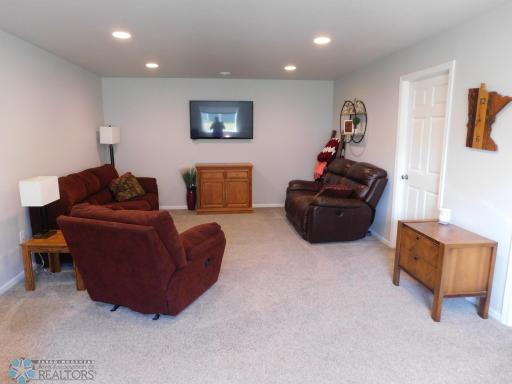 4531 17th Street S, Moorhead, MN 56560