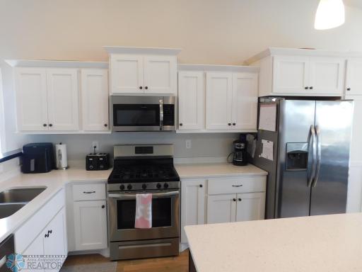 4531 17th Street S, Moorhead, MN 56560
