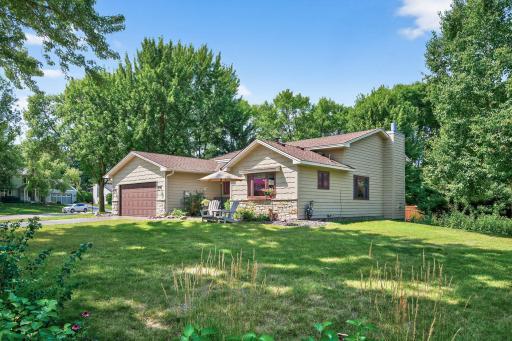 4665 Forestview Lane N, Minneapolis, MN 55442