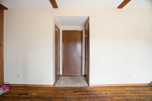 Garage Entry & Closet