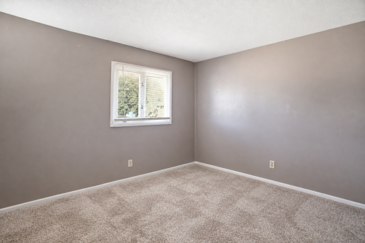 Bed 3 Main Floor.png