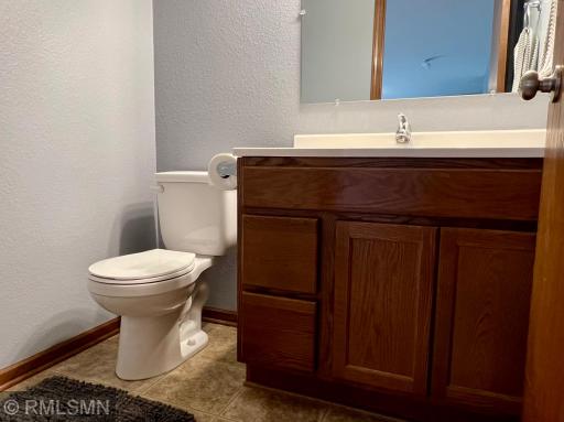 27 Benson Trail, Mankato, MN 56003