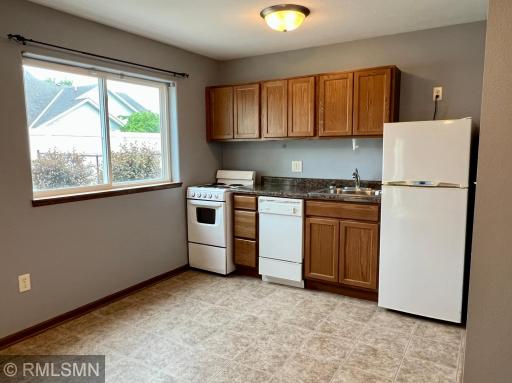 27 Benson Trail, Mankato, MN 56003