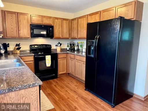 27 Benson Trail, Mankato, MN 56003