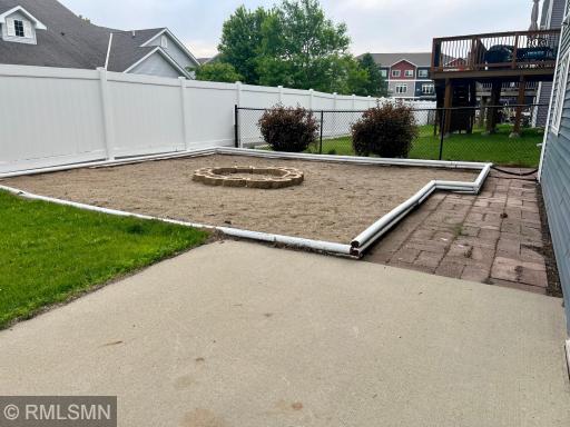 27 Benson Trail, Mankato, MN 56003