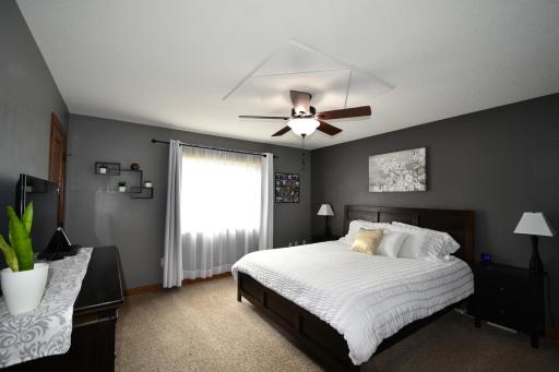 907 3rd Street SE, Kasson, MN 55944