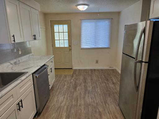 South and east-facing, the kitchen will welcome you with sunshine as you enjoy breakfast.