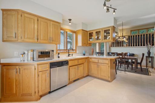 Large eat-in kitchen