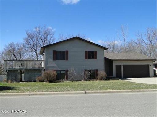 380 5th Street SE, Glenwood, MN 56334