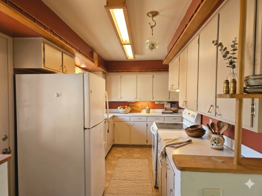 Kitchen virtually staged
