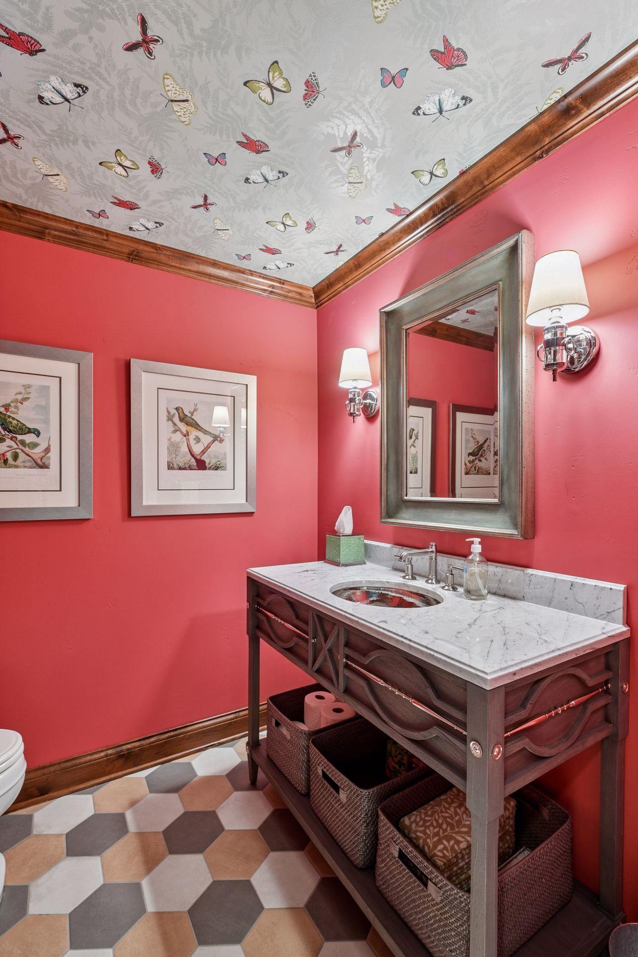 Powder bath on the main floor