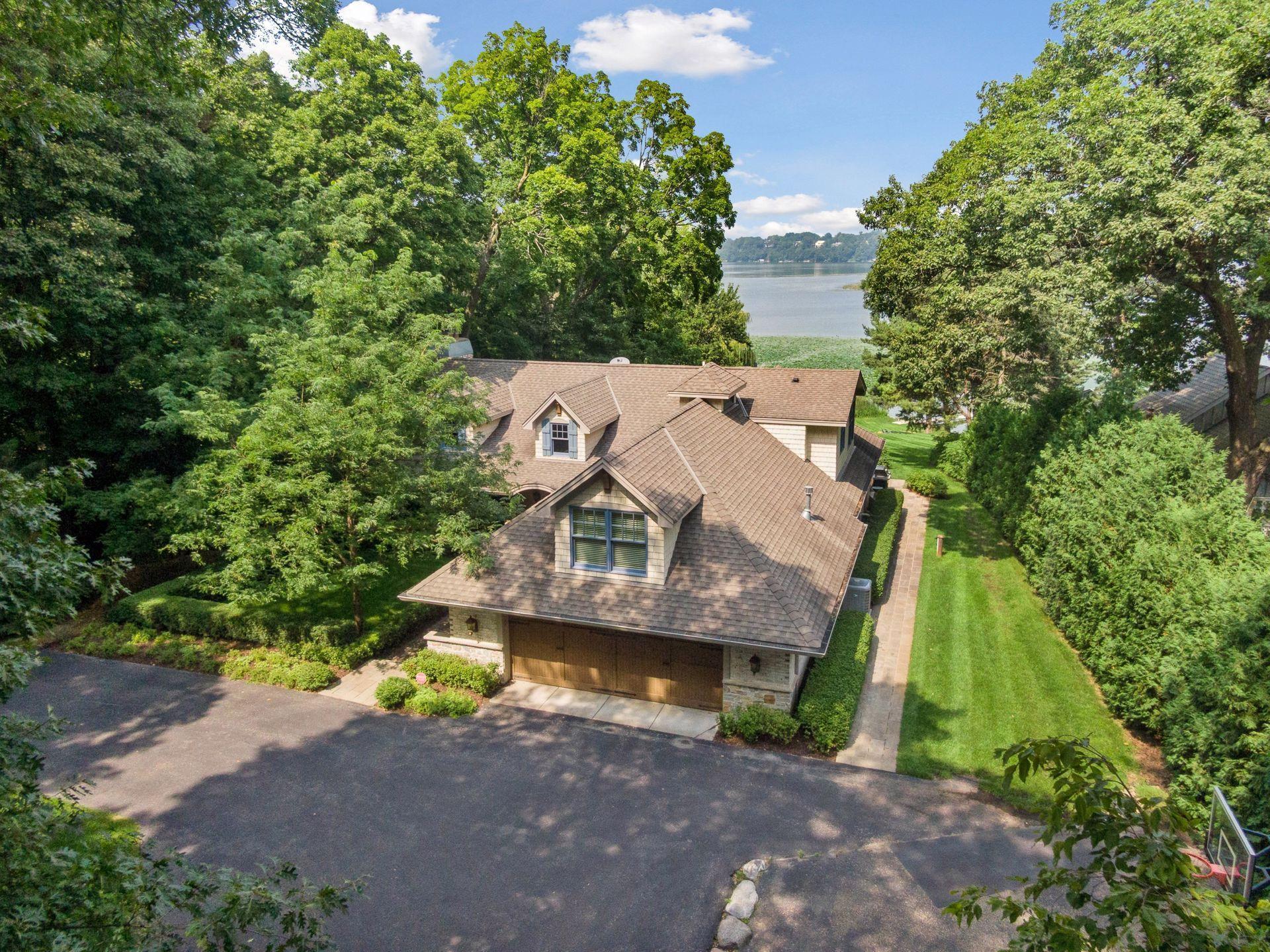 Nestled on the southwestern side of Halsted Bay on Lake Minnetonka