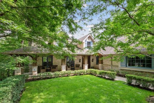 Nestled on the southwestern side of Halsted Bay on Lake Minnetonka