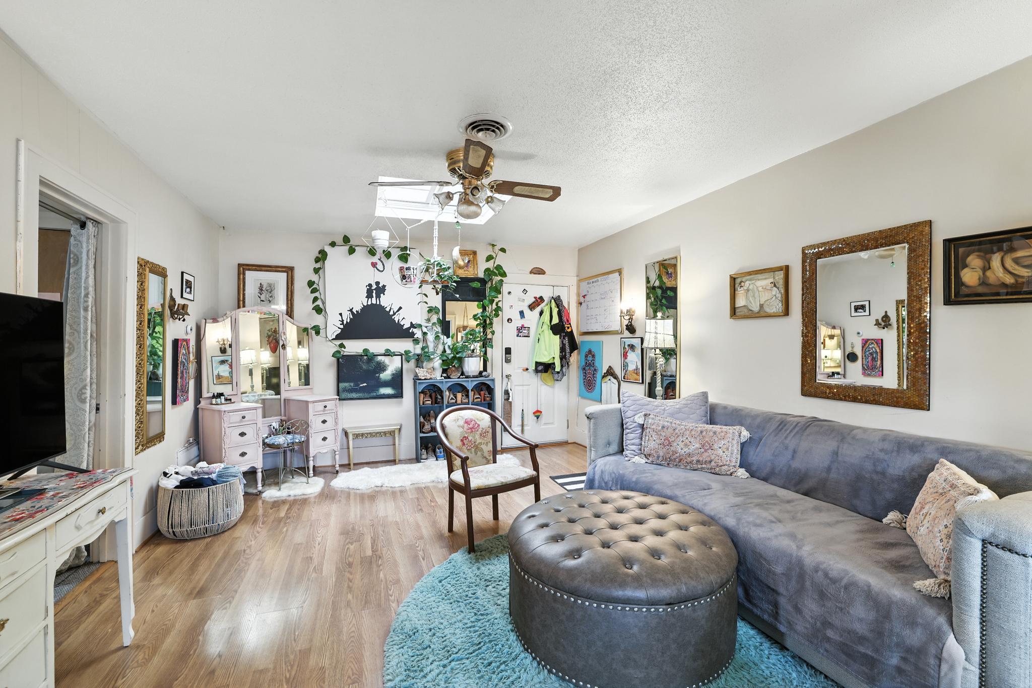 Apt 2 Living room