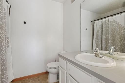 7337 147th Terrace NW, Anoka, MN 55303