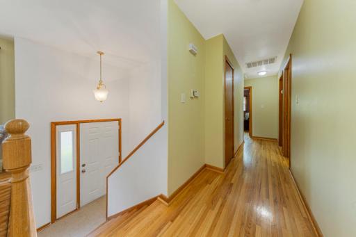 2412 E Main Street, Mankato, MN 56001