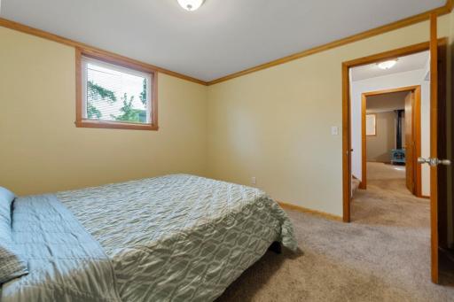 2412 E Main Street, Mankato, MN 56001