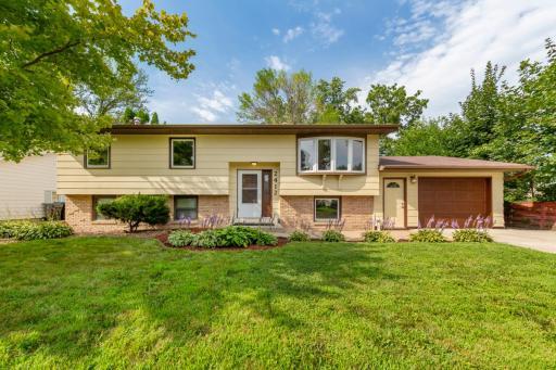 2412 E Main Street, Mankato, MN 56001
