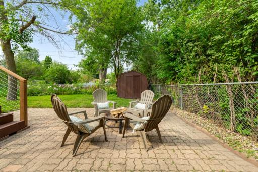 2412 E Main Street, Mankato, MN 56001