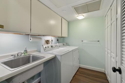 14601 Atrium Way 325 - Spacecrafting - 0022.jpg