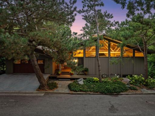 3325 W 34 1/2 Street, Minneapolis, MN 55416