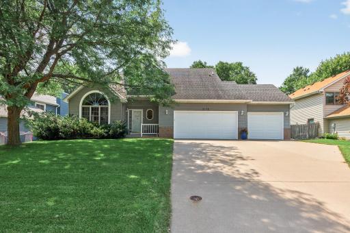 2136 Parkview Lane, Saint Paul, MN 55125