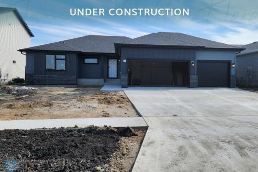 6722 14th Street S, Fargo, ND 58104