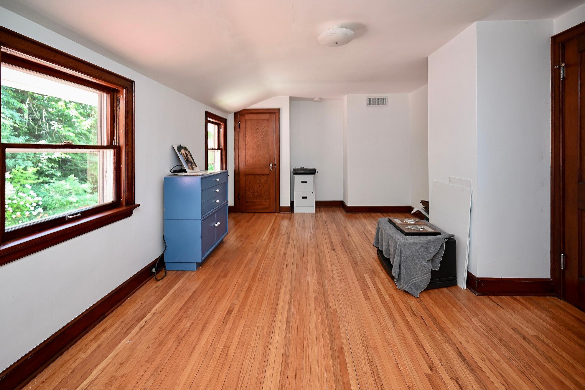 19 UL Bedroom Three I.jpg