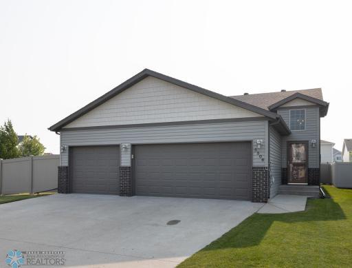 5508 59th Street S, Fargo, ND 58104