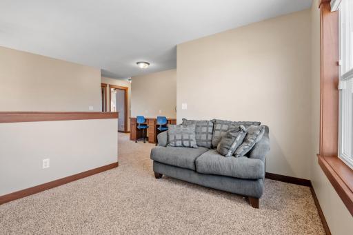 857 Oakmont Lane, Waconia, MN 55387