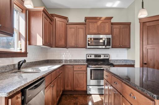 857 Oakmont Lane, Waconia, MN 55387