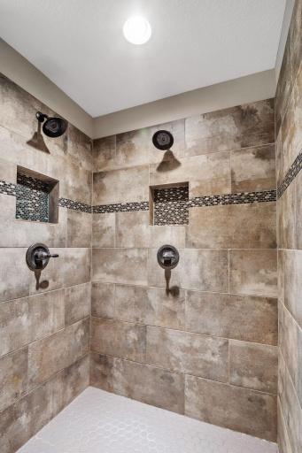 857 Oakmont Lane, Waconia, MN 55387