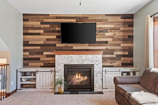 857 Oakmont Lane, Waconia, MN 55387
