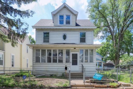 2720 16th Avenue S, Minneapolis, MN 55407