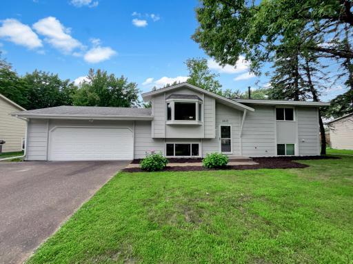 4615 Carolyn Lane, North Saint Paul, MN 55110